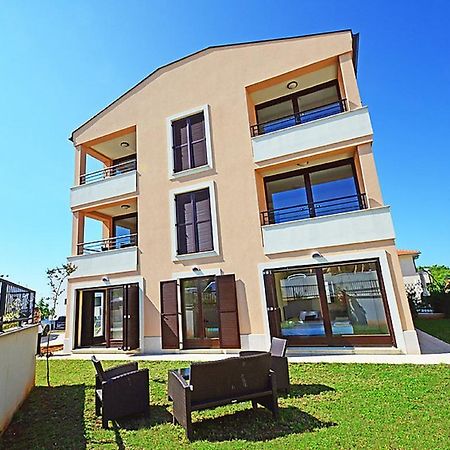 Maslina Apartment Premantura Habitación foto